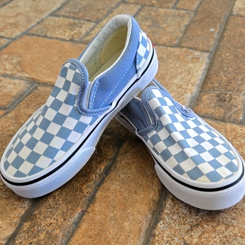 NWOT Girl, Size 11 Toddler. Vans Blue and White Checkerboard Slip-On Sneakers